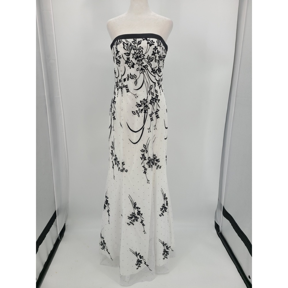 Ignite Evenings Carol Lin HOCO Floral Sequin Gown Dress 10 Corset White Black